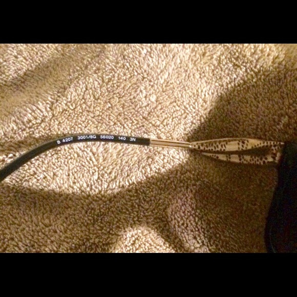 Burberry Gradient Black Square Sunglasses - Picture 5 of 7